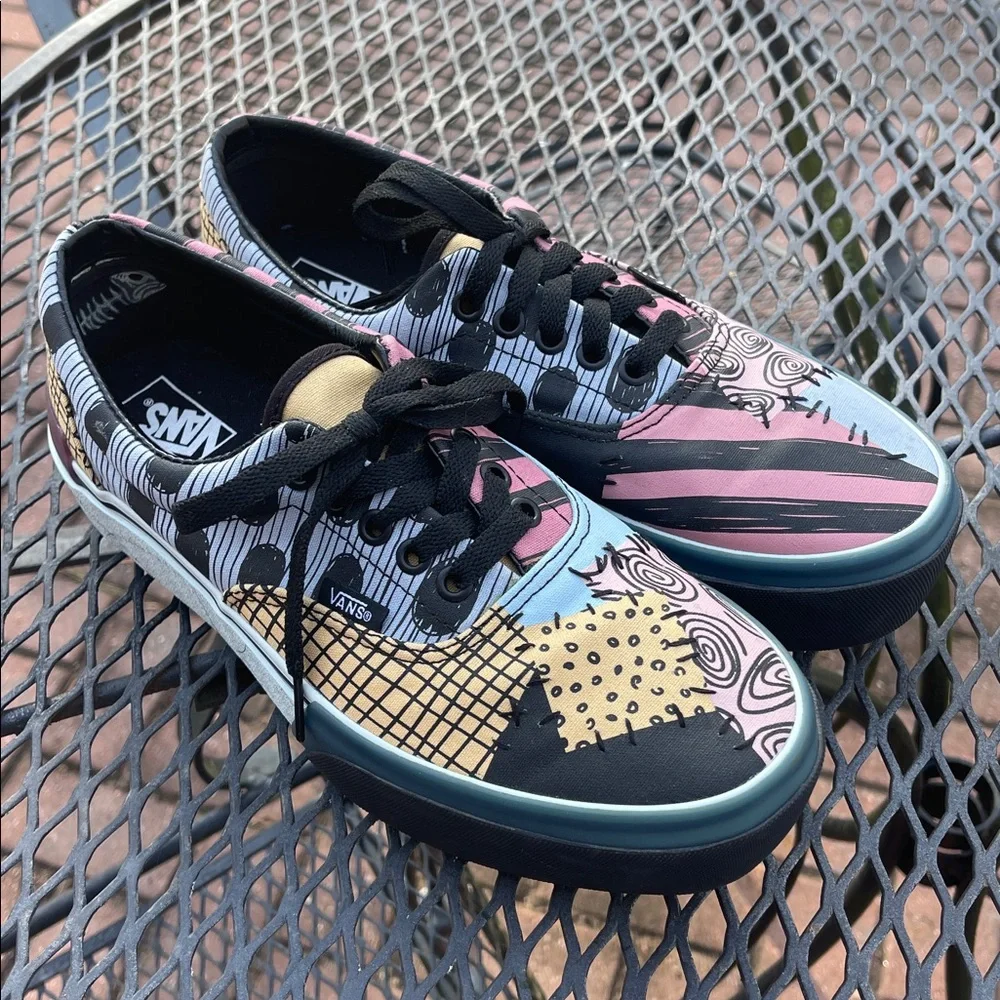 VANS X THE NIGHTMARE BEFORE CHRISTMAS ERA STACKED DISNEY Size 9.5 Worn 2-3 Times - Picture 17 of 17